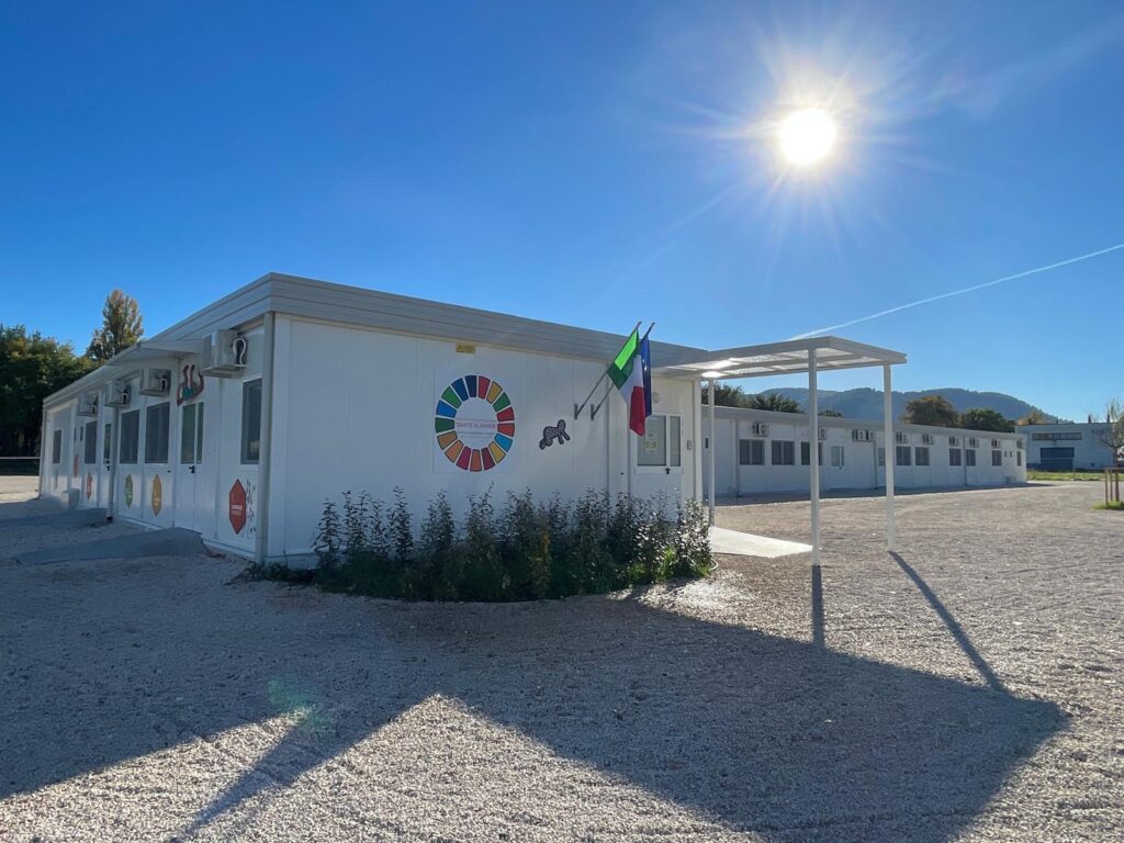 Scuola prefabbricata
